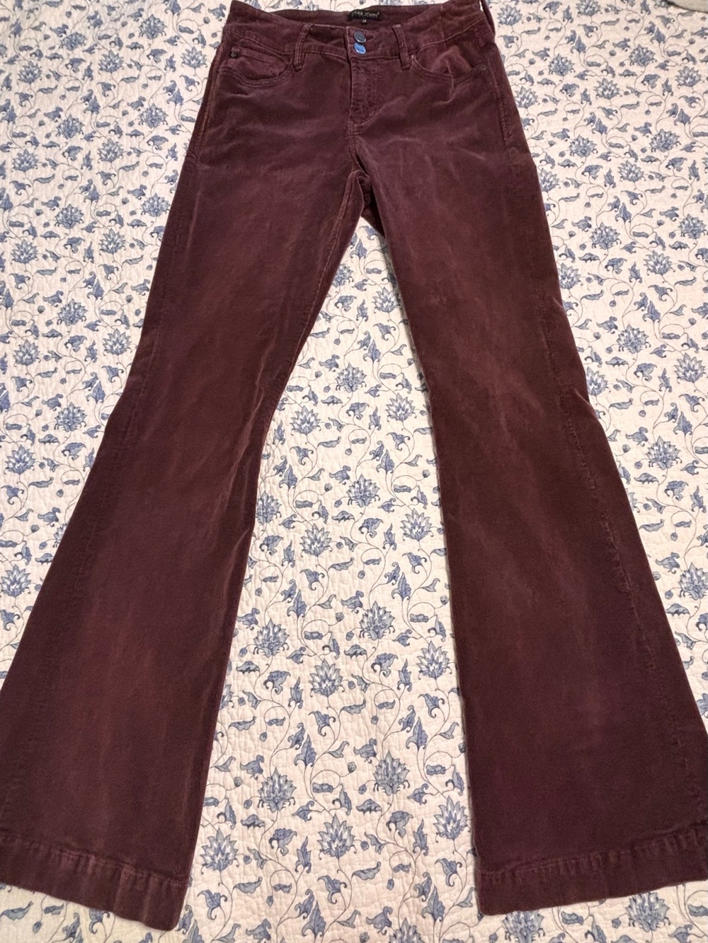 Dear John women’s 29 Burgundy Corduroy Flare Pants Jeans Mid rise 70’s retro